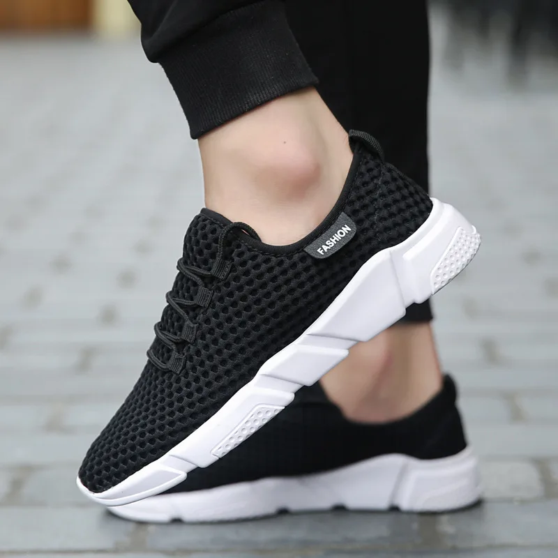 

2019 Ultra Light Casual Vulcanize Shoes Mens White Sneakers Lace Up Flats Shoes Man Cheap Breathable Footwear Zapatos X4-17