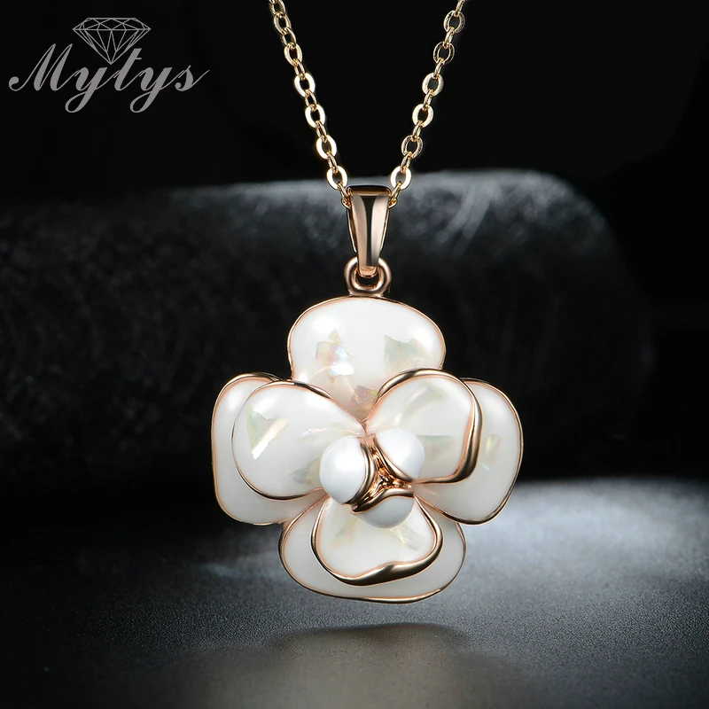 Mytys High Quality Enamel Flower Pendant Necklace For Women Slide