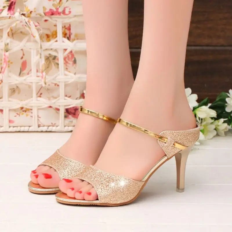 beautiful ladies sandal