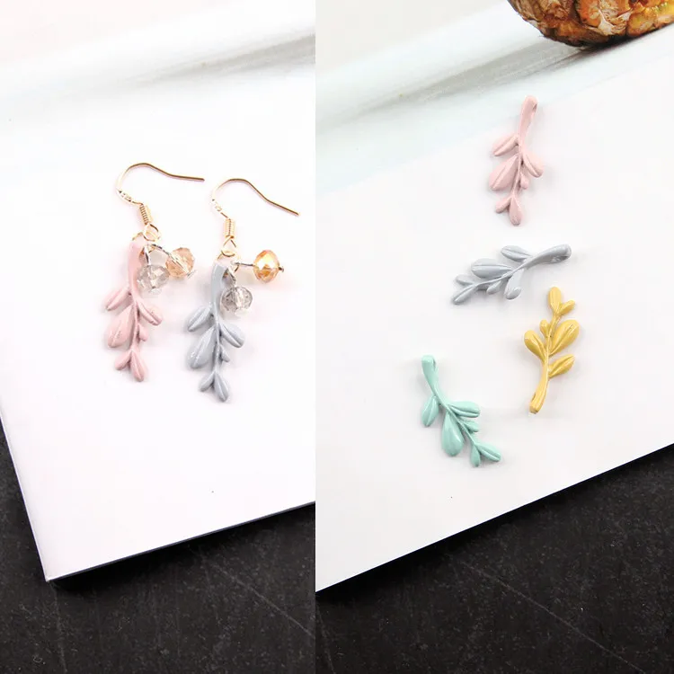

Enamel Alloy Cartoon Multicolors Leaves Eardrop Charms Diy Necklace Pendant Earring Material Handmade Jewelry Ornaments 6pcs