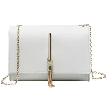 Moda küçük kadınlar için Crossbody çanta 2019 Mini bayan omuz püskül paketi mektup çanta cep telefonu Messenger yaz çanta(China)