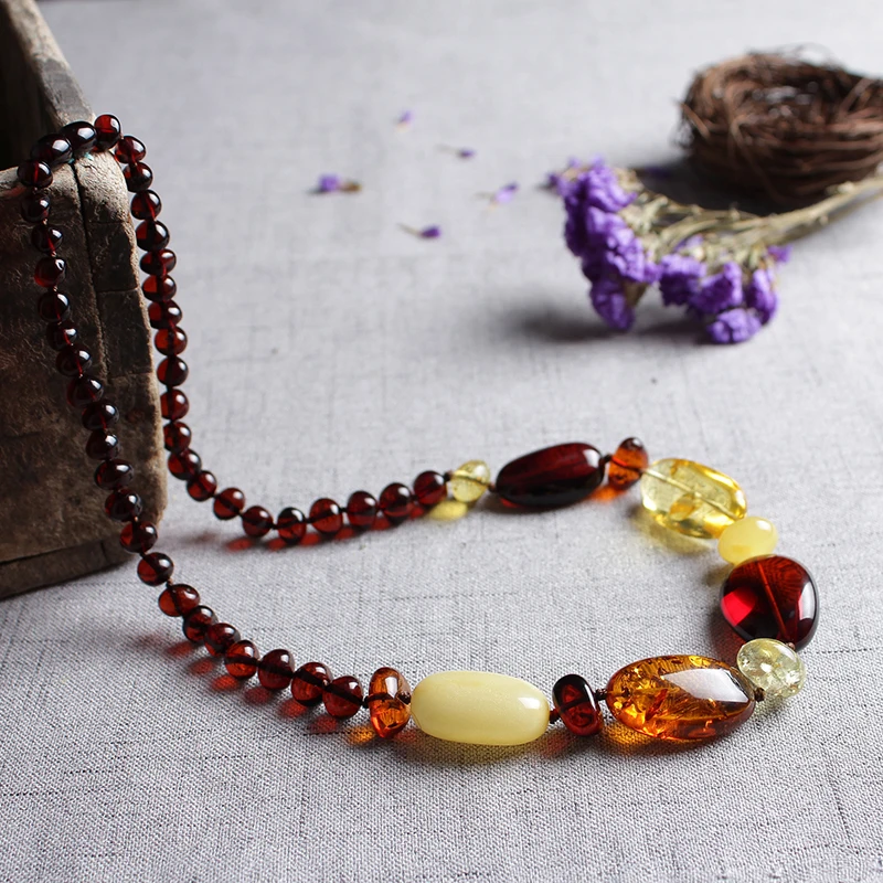 

European Design Lithuanian Baltic Sea Multi-Amber 100% Amber Beetle Blood Perot Perkin Perkin Necklace 35g Authentic Luxury