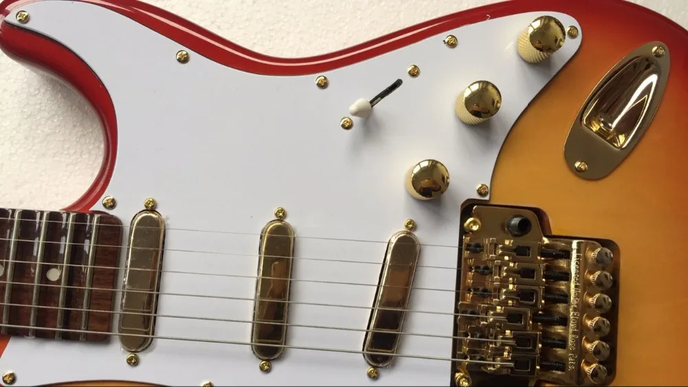 Wholesale New Guitar Fd Electric Guitar STR Model With Scalloped Rose Fingerboard Gold Hardware In Cherry Burst 161118