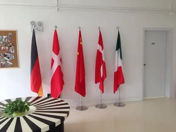 Hot Stainless Steel Office Indoor Flagpole With Flag Pole Base Hot Stainless Steel Office Indoor Flagpole With Flag Pole Base Mhp 23