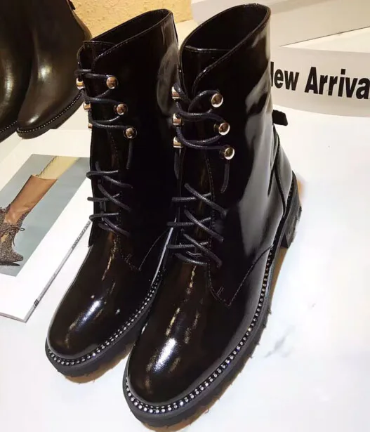 2016 Nouveau Style Italien Femmes Bottes En Cuir Véritable Bout Rond Femmes Moto Bottes à Lacets