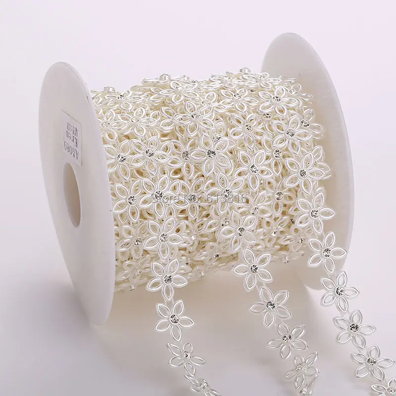 

10yards/roll Rhinestone Sewing Trim Flat Back Plastic ABS Pearl Beads String Beads White Ivory Crystal Chain For Wedding Dress