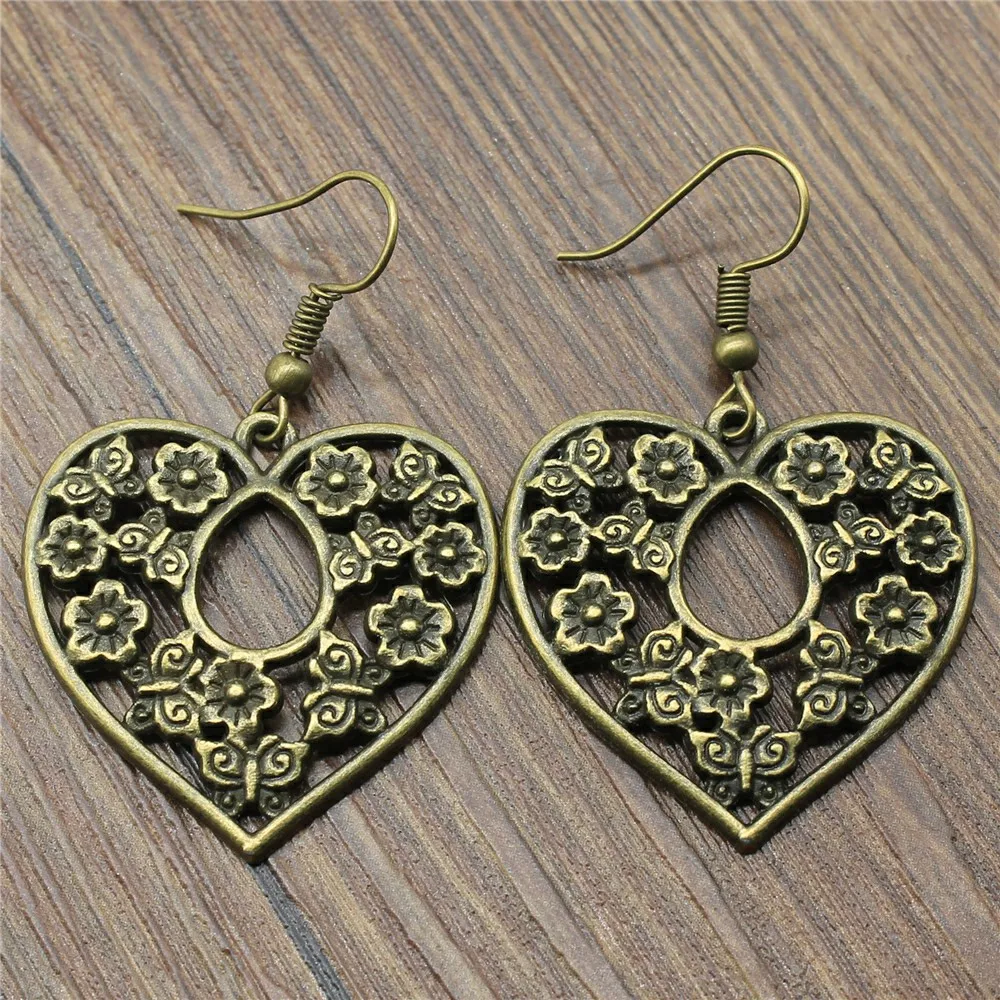 

30x30mm Simple Flower Heart Charm Dangle Earring Charming Drop Earring Women Dropship Suppliers