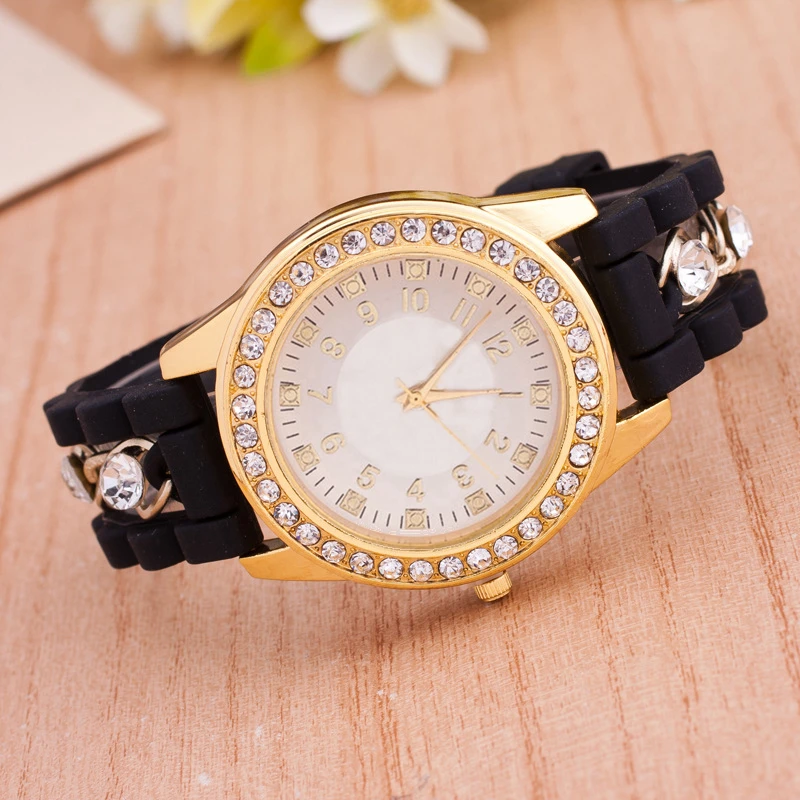 Fashion New pattern Quartz watch Silica Gel Strap Inlaid drill Glittering Golden diamond 2019 Fashion New pattern Quartz watch Silica Gel Strap Inlaid drill Glittering Golden diamond 2019