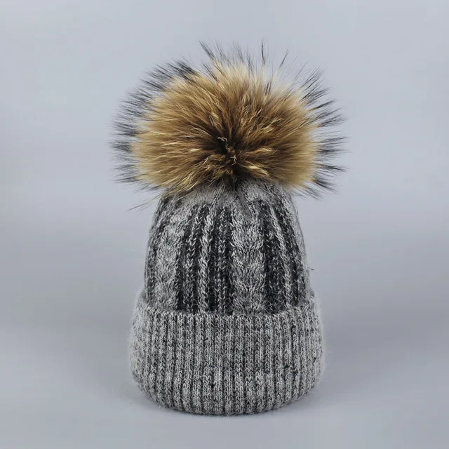 New Pom Poms Women Winter Hats Casual Beanies Fashion Crochet Knitting Hat Brand Thick Female Cap Hat Bone feminino Wholesale