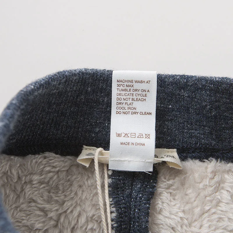 DB6532_0048_6Y3A7402