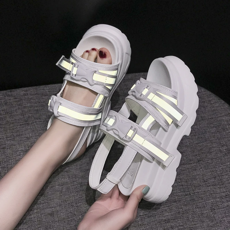 Summer Women Sandals Buckle Design Black White Wedges Platform Chunky Sandals Comfortable Women Thick Sole Beach Shoes