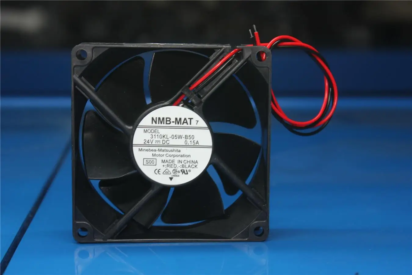 

3110KL-05W-B50 new authentic original DC24V 0.15A inverter fan 8 cm