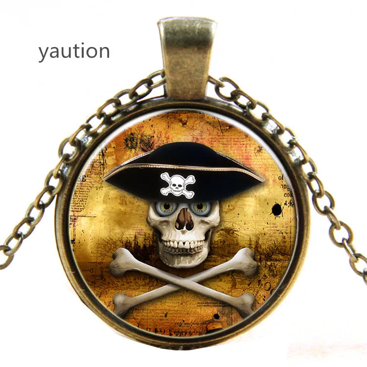 

Jewelry wholesale Pirates of the Caribbean skull retro short bi-alloy time gem necklace