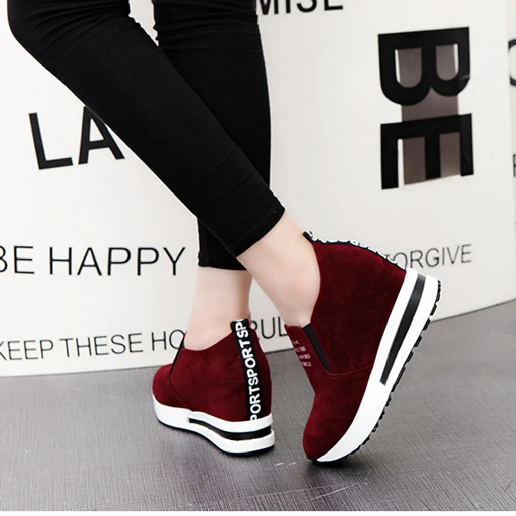 Женская спортивная обувь для бега и бега, модная повседневная обувь из флока без шнуровки на толстой платформе, женские дышащие кроссовки, обувь на танкетке