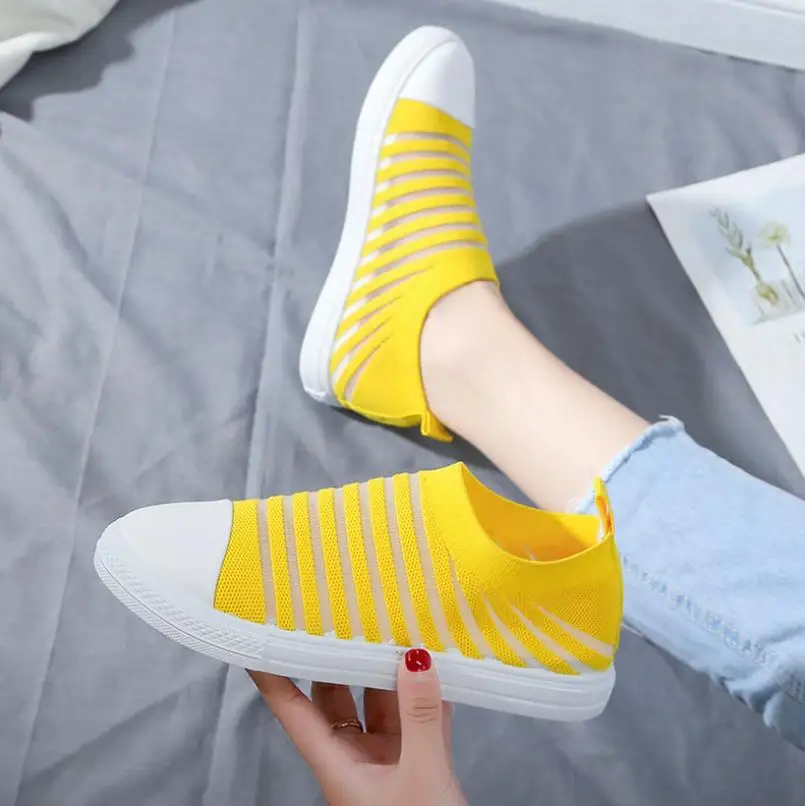 

2019 summer new mesh fly woven breathable women's shoes low with low to help stretch socks shoes