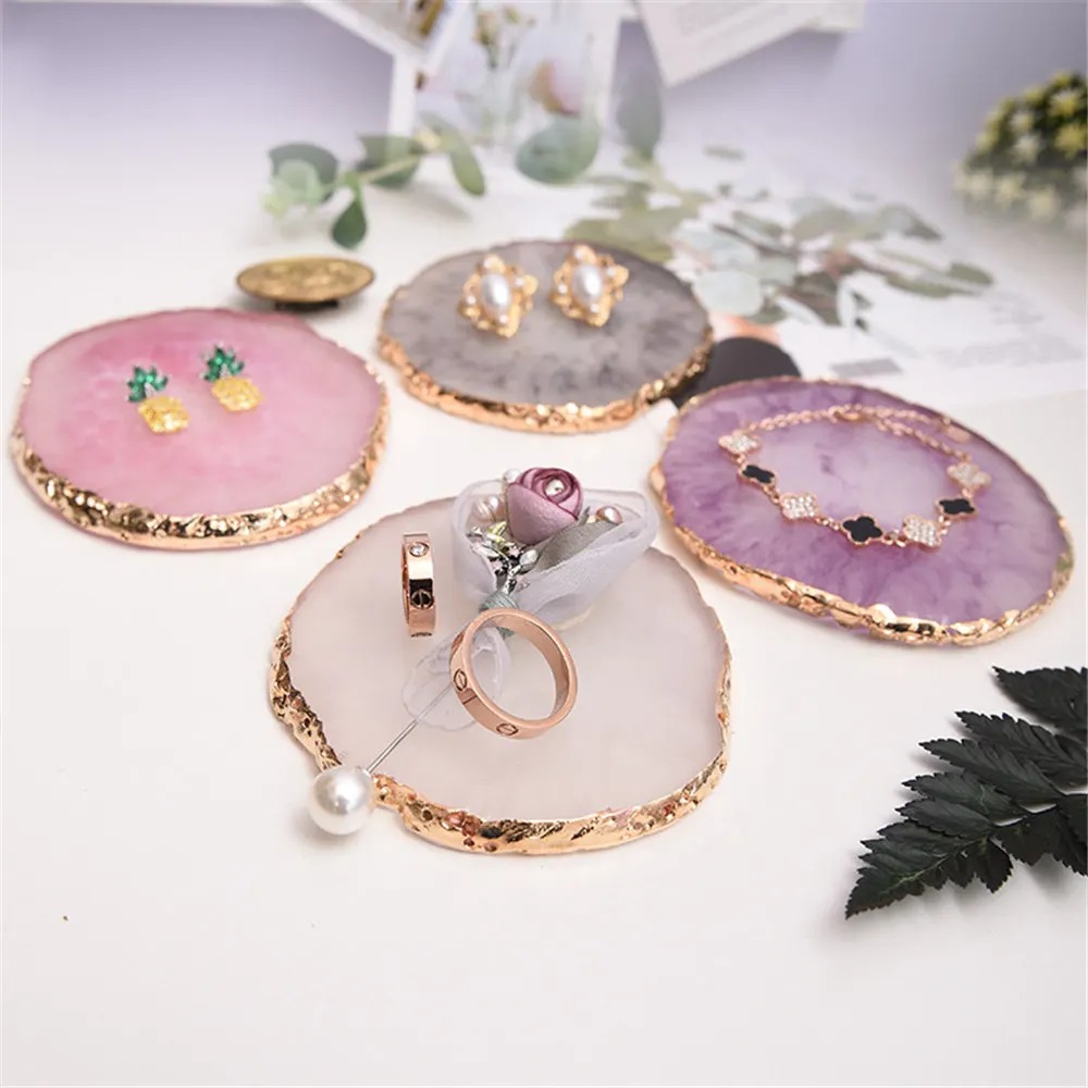 

Nordic Resin Storage Tray with Golden Rim Chic Elegant Fruit Cake Dessert Plate Ring Earring Jewelry Display Tray Desktop Decor