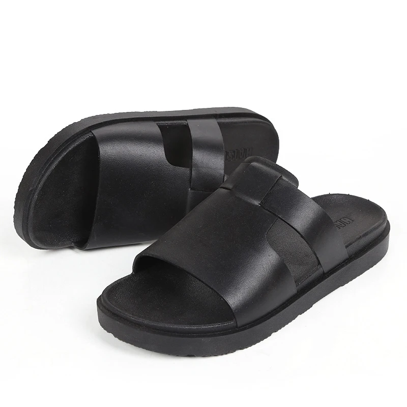

Summer Mens Slides 2019 Fashion Beach Slippers Men Lightweight Flip Flops Men Outdoor Anti-Slip Slippers Big Size 45 Sandals Men
