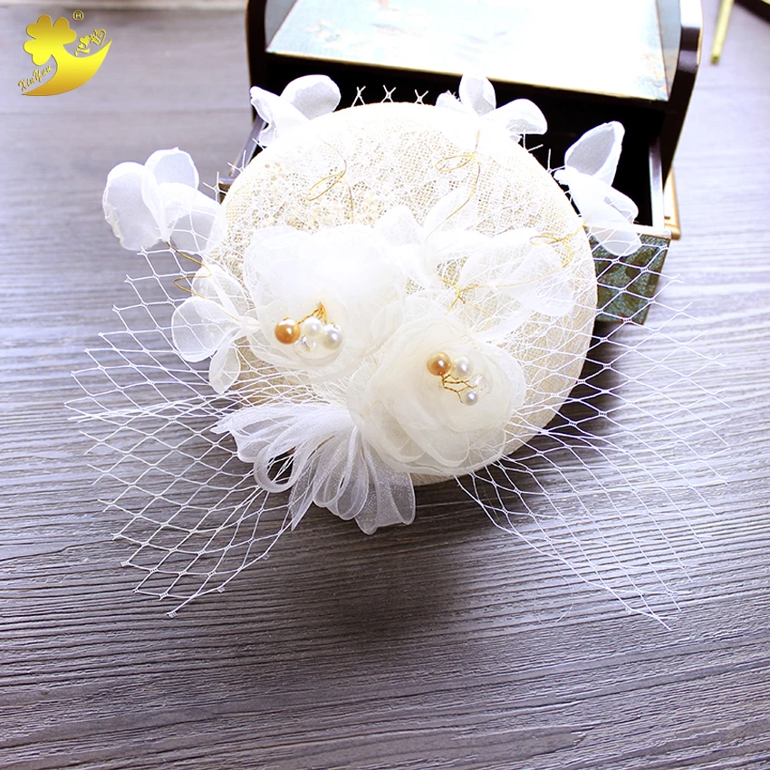 Xinyun простой и стильный белый невесты Свадебные аксессуары для волос шляпы вуалетки для женщин Элегантный праздничный случай шапки с кружевами