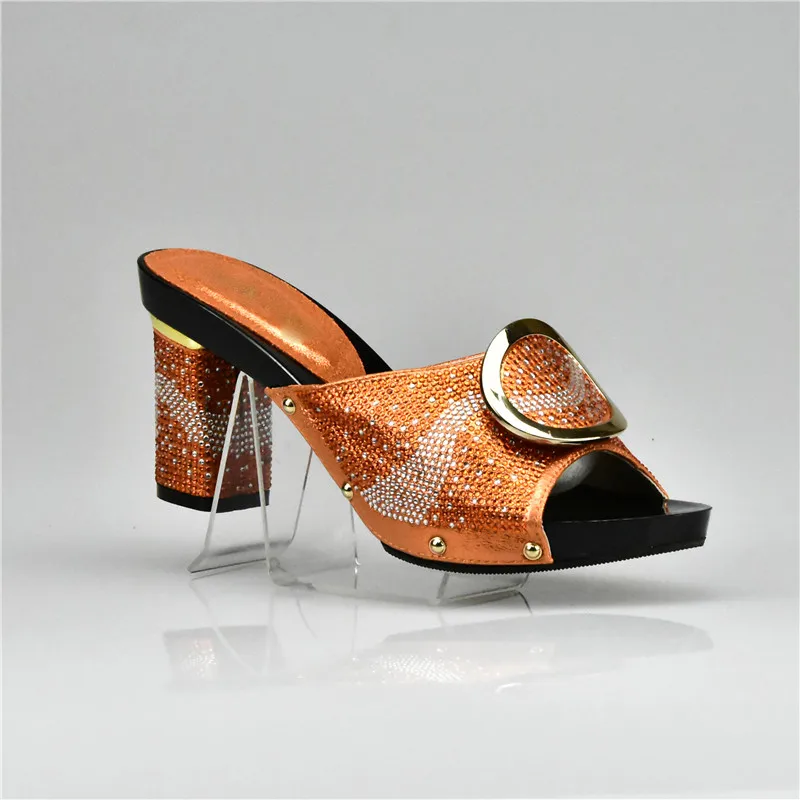 Новая коллекция, оранжевый цвет, Итальянские женские пикантные туфли-лодочки на высоком каблуке, украшенные стразами, итальянский дизайн, вечерние босоножки в африканском стиле - Цвет: Оранжевый