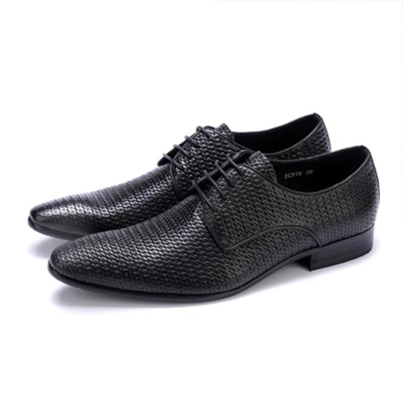 Shoes Men Leather Pointed Leather Shoes Cowhide Embossed Chain Pattern Shoes Business Formal Leather Shoes Big Size 37-44