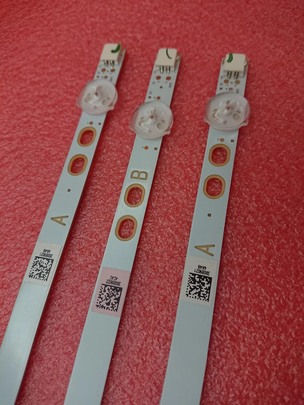 

New Kit 3 PCS LED backlight strip for LG Bush Vestel 40 inch LB40017 17DLB40VXR1 VES400UNDS-2D-N11 VES400UNDS-2D-N12