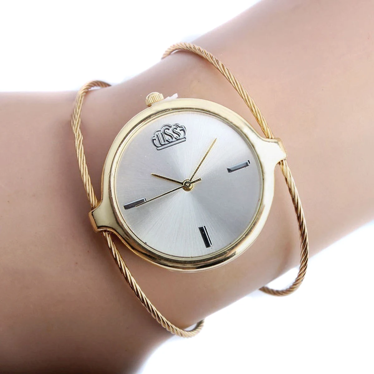 Luxury Stainless Steel Cuff Bracelets&Bangle Round Dial Analog Quartz Wrist Watch Love Charm Bracelet Dress Watch For Women Girl