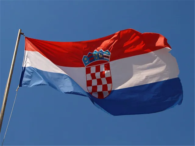 Bildergebnis fÃ¼r Kroatien Flagge Bilder