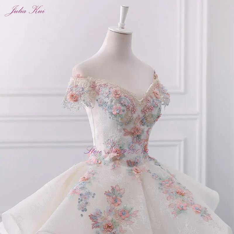 Элегантное кружевное милое длинное бальное платье с аппликацией из бисера и кристаллов, с открытыми плечами, на шнуровке, свадебные платья с объемными цветами и оборками