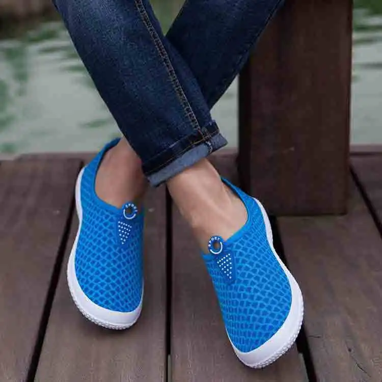 

2015 New Hot Summer Mesh Shoes Breathable Men Lazy Shoes Casual Sport Tide Fashion