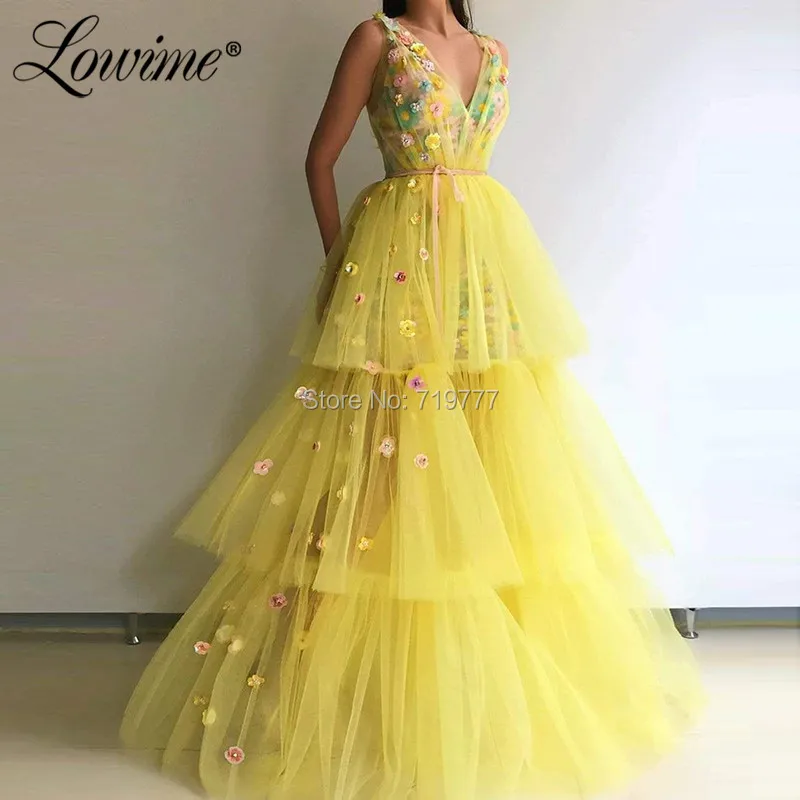 

Amazing Summer V Neck Floral Evening Dress Yellow Arabic Party Gowns Long Formal Dress Robe De Soiree A Line Prom Dresses 2019