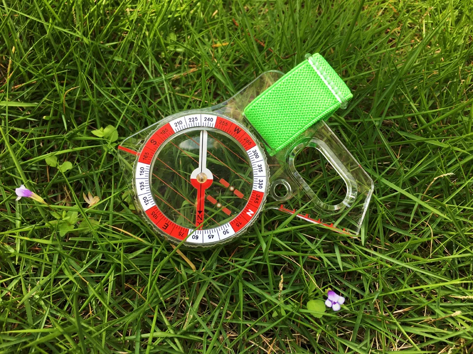 Bússola de Orientação Profissional ao ar Livre ao ar Caça ao Tesouro Polegar Oross country Orienteering Livre Forte Bússola Magnética 4 Polegar orienteering bússola profissional ao ar livre