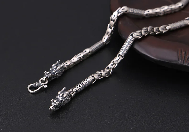 silver-necklace01002b