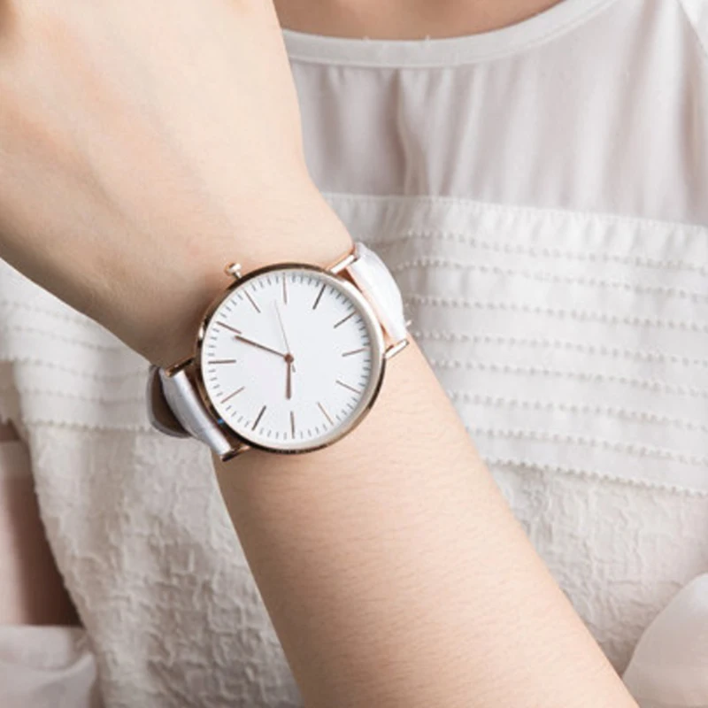 

2019 Top Brand Watches Fashion WristWatch Retro Women Dress Watch Quartz Leather Watches gift for lovers Montre Relogio