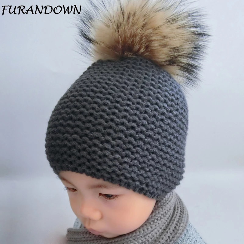 Детская зимняя шапка с помпоном из натурального меха енота|raccoon fur pompom hat|fur hatpompom hat