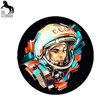 

Tri Loshadi TRL002 15x15cm Yuri Gagarin Soviet astronaut car sticker funny car stickers styling