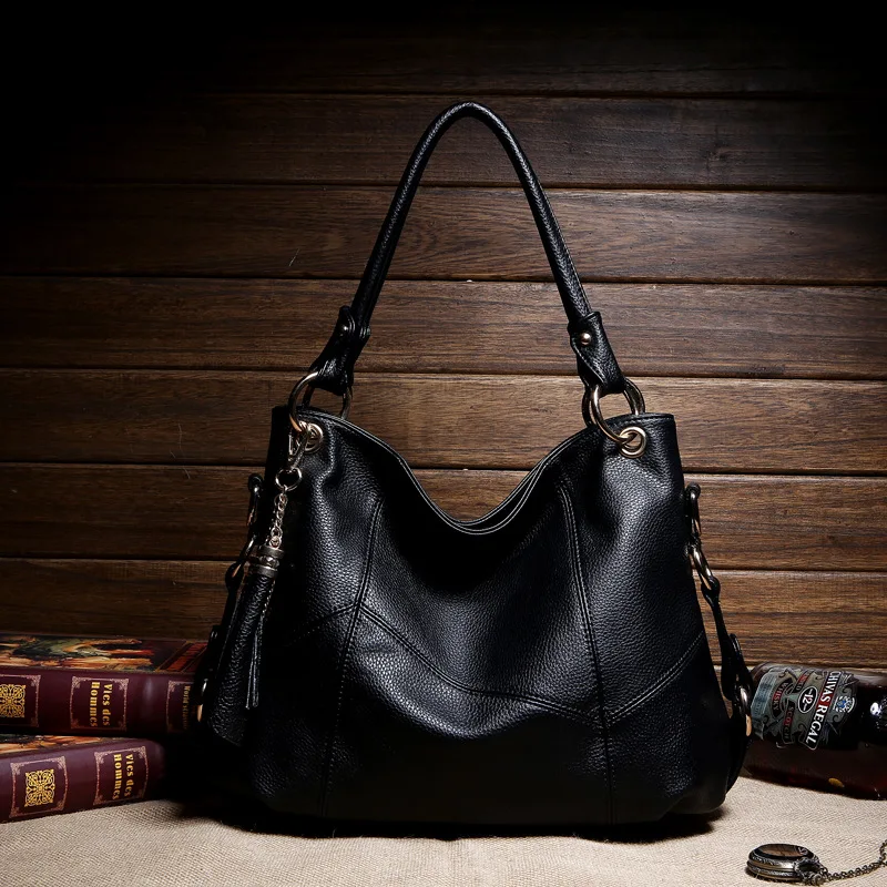 

2019 female bag spring and summer new one-shoulder slung handbag soft leather fashion handbag balck fashion bag