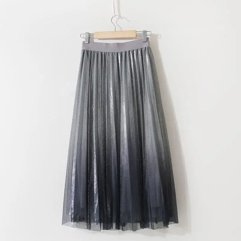 Звездные градиентные плиссированные юбки из тюля для женщин весна лето светоотражающая ткань длинные юбки женские макси юбки женские бежевые - Цвет: Gray