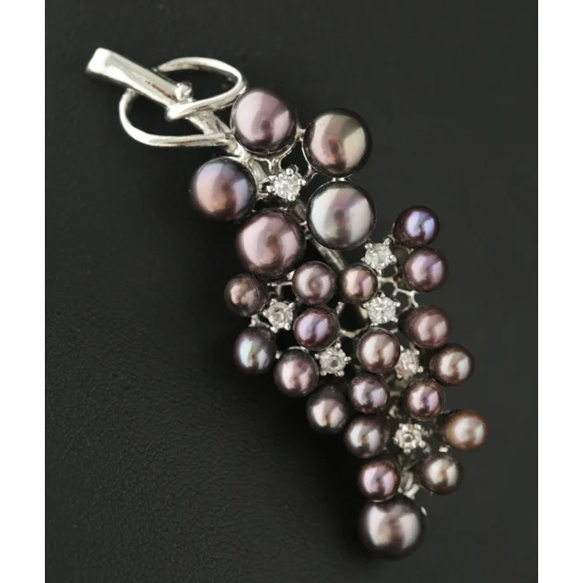 

New Grape Brooch Pearl Women Breastpin Delicate&Fashion Women's Jewelry Eilsa Pearl Breast pins Gifts