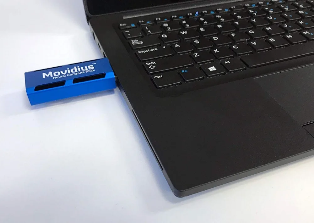 Intel NCSM2450.DK1 Movidius Neural Compute Stick  (1)