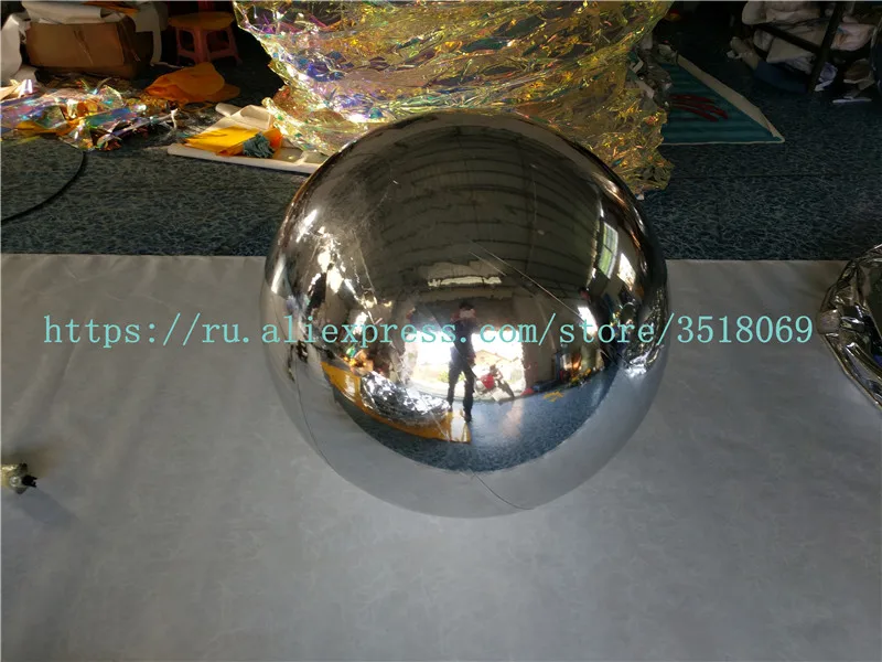 Sell PVC silver inflatable mirror ball, gold inflatable mirror ball, free delivery of an air pump, size can be customized