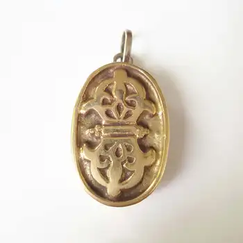 

TGB182 Tibetan White Metal Copper Cross Dorje Amulet Prayer Box Small Amulet Pendants