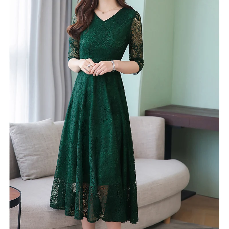 

2019 spring summer new women's lace dress in the long section of temperament was thin waist five-point sleeves large swing dress