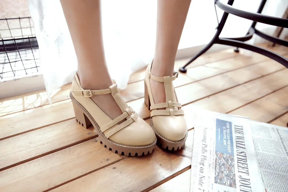 MoonMeek/Модная обувь на платформе в стиле ретро; женские туфли на высоком каблуке с круглым носком и пряжкой; женские туфли-лодочки из мягкой искусственной кожи; большие размеры 34-43