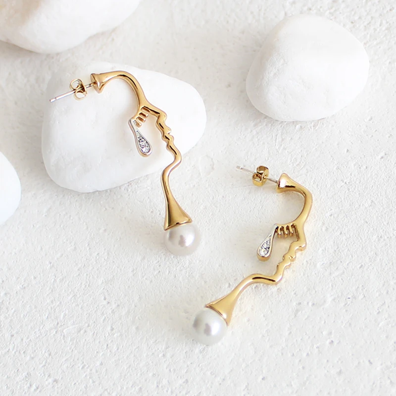 

SRCOI New Fashion Abstract Face Pearl Earrings Eardrop Gold Color Gometric Simple Personality Hollow Figure Earrings For Women