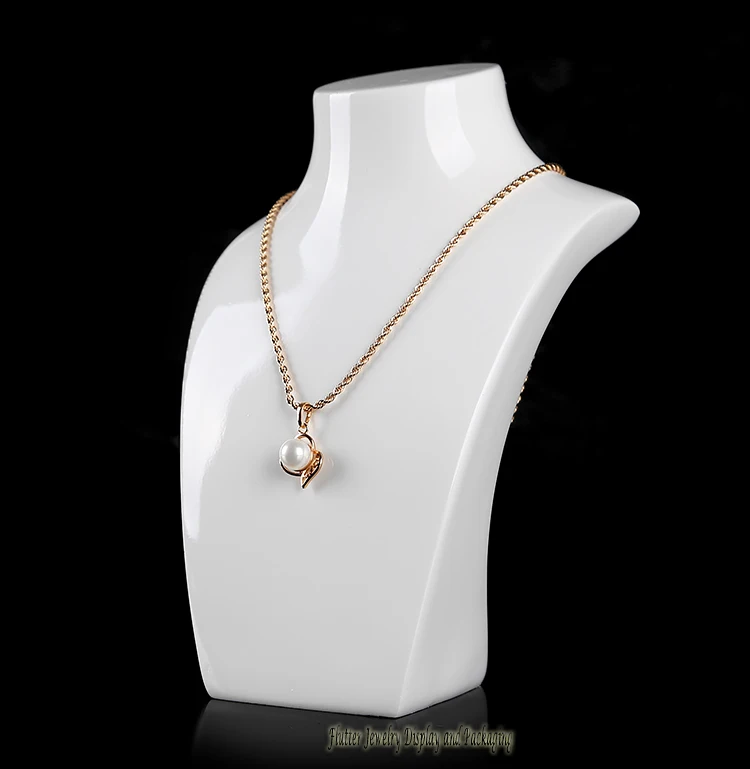 High Quality Small Acrylic Necklace Display Mannequin Pendant Dislay