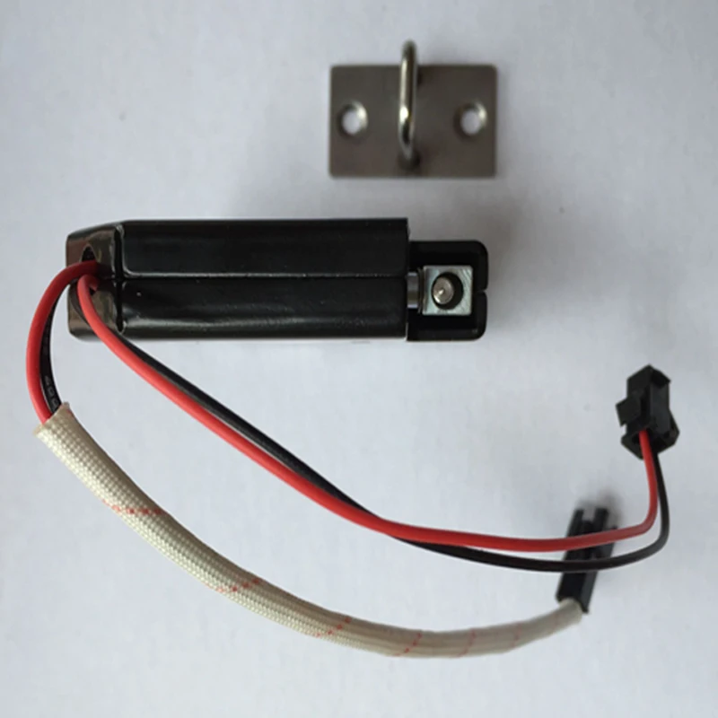 lock (1)