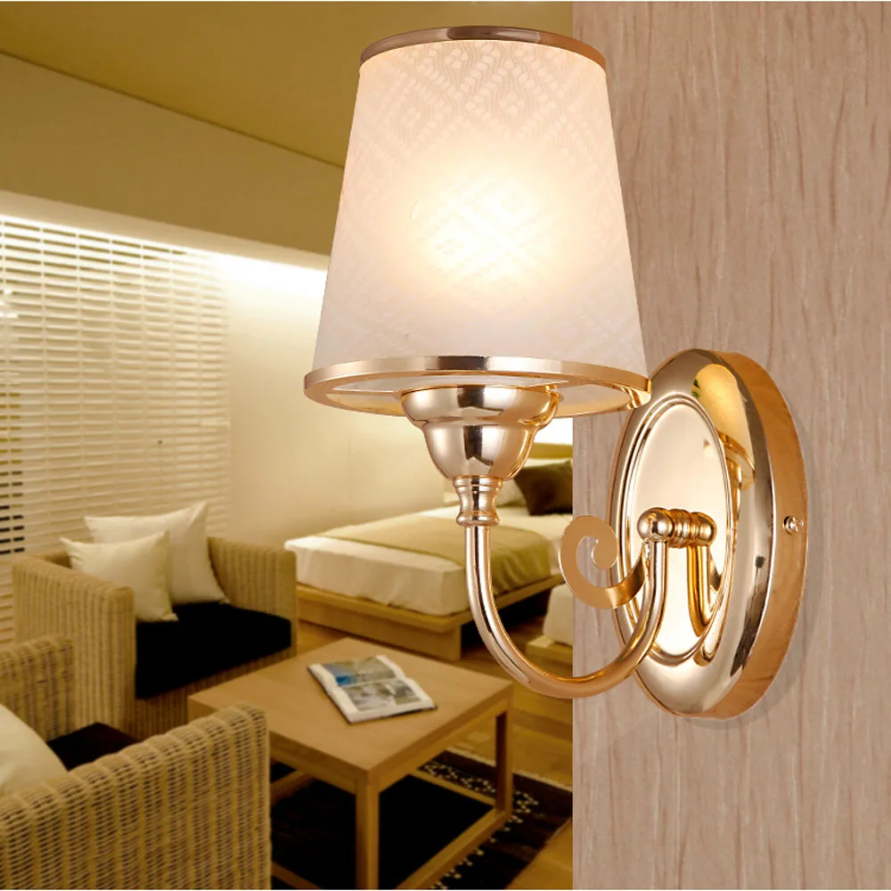 Parete camera da letto oro : parete camera da letto oro. orologi ... Lampada barocca foglia oro