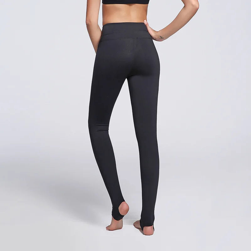 thick yoga pants with pockets