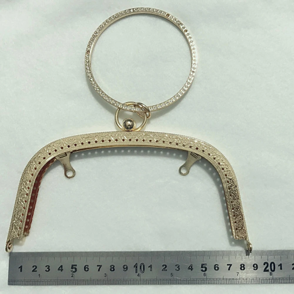 TB2rJbBsH0kpuFjy0FjXXcBbVXa_!!1742794719