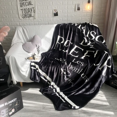 

1.6KG Winter Warm Raschel Blanket Animal Horse Printed Double Bed Cobertor Double Layer Queen King Size Thick Soft Mink Fur Blan